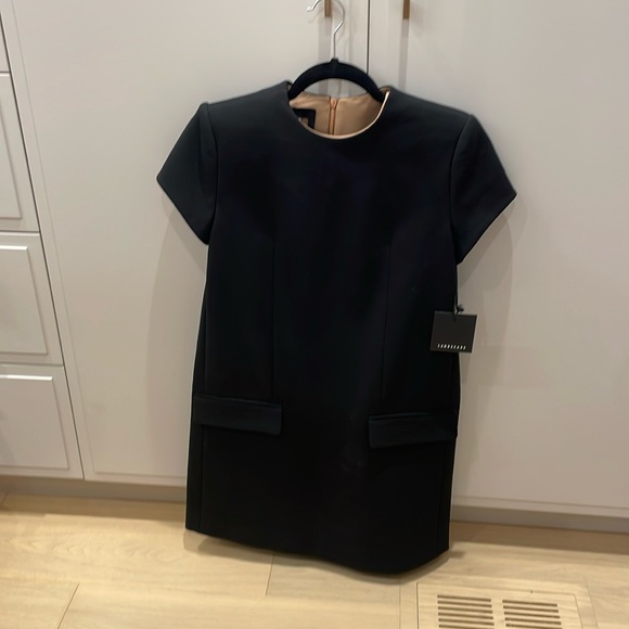 Mini dress with shoulder pads LANDSCAPE size 2 - Picture 1 of 4